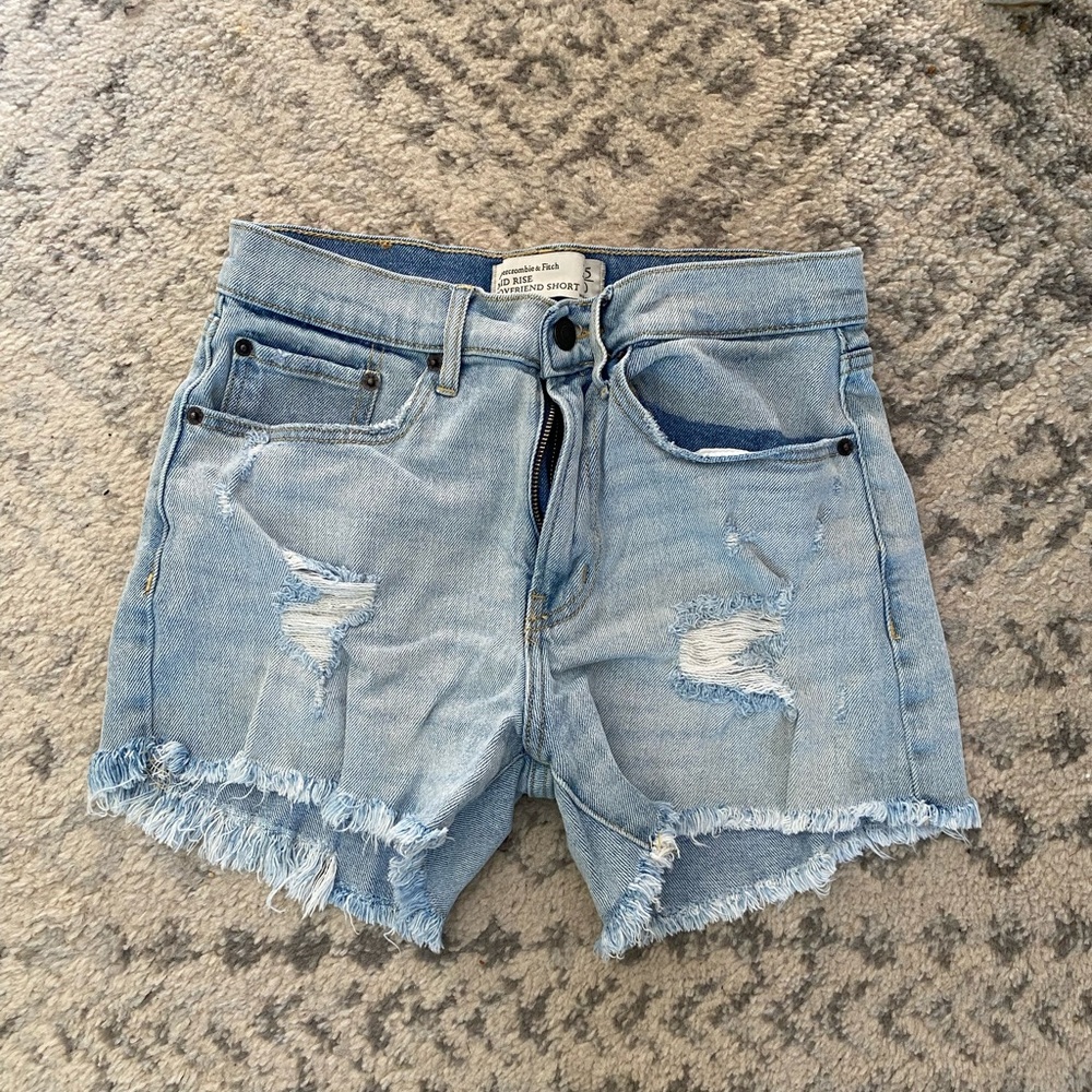 Womens Abercrombie & Fitch shorts